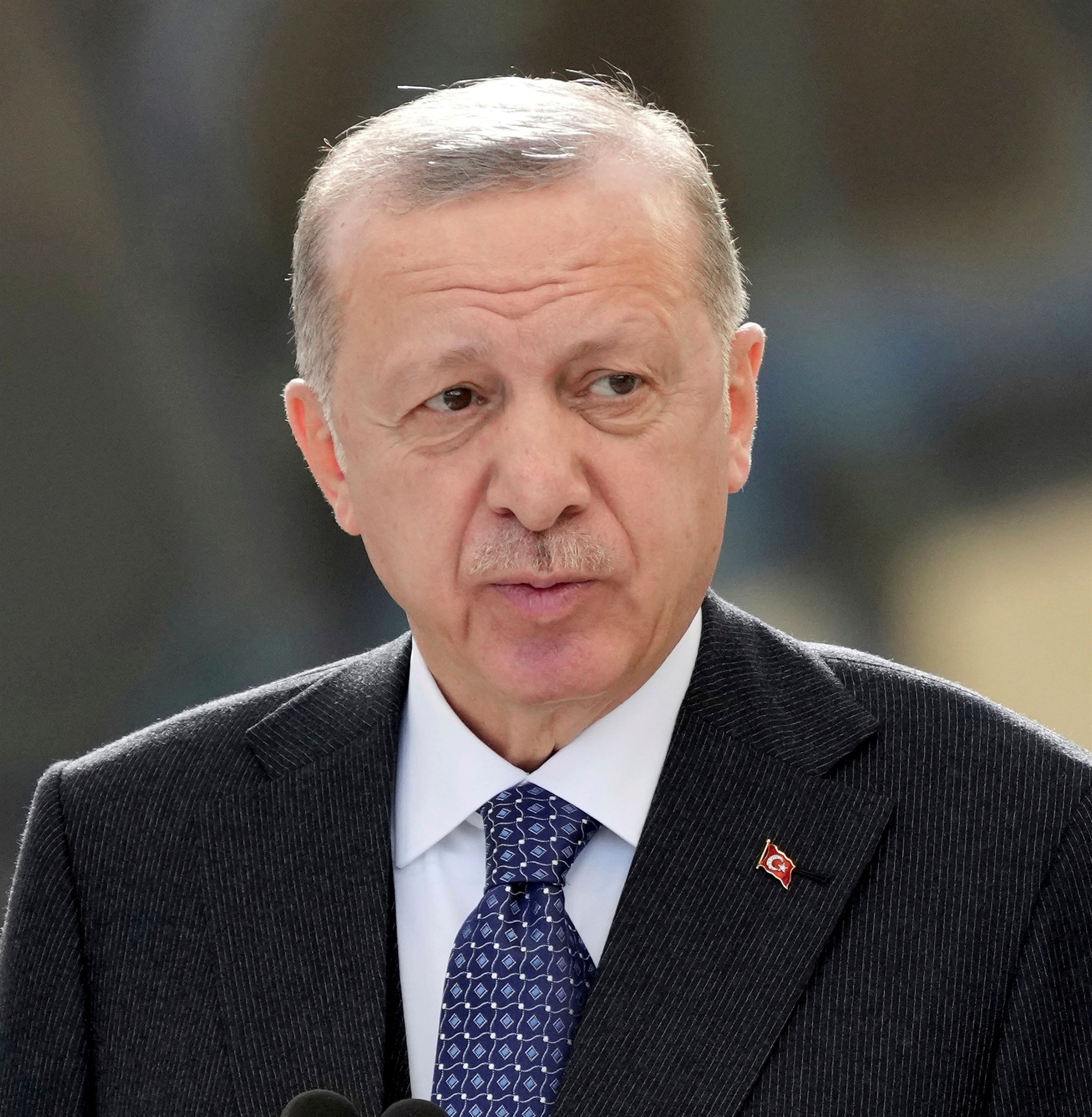 ο-ερντογάν-ζητά-από-την-εε-να-επανεκκιν-561753202