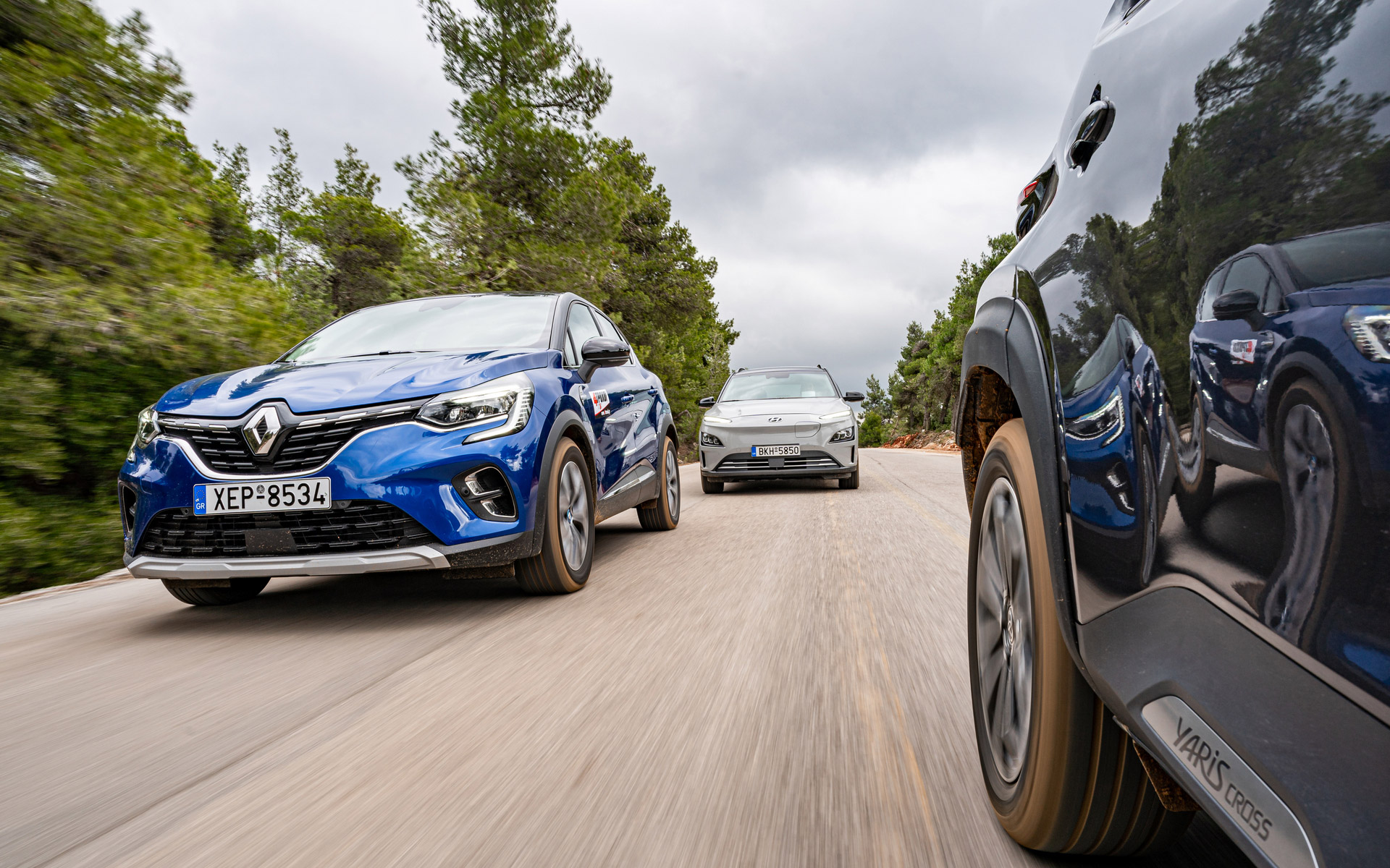 τρία-b-suv-που-ενστερνίζονται-το-καθένα-με-561746065