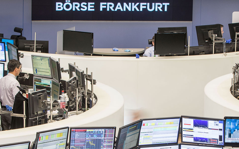 με-κέρδη-έκλεισαν-οι-ευρωπαϊκές-αγορέ-561783391