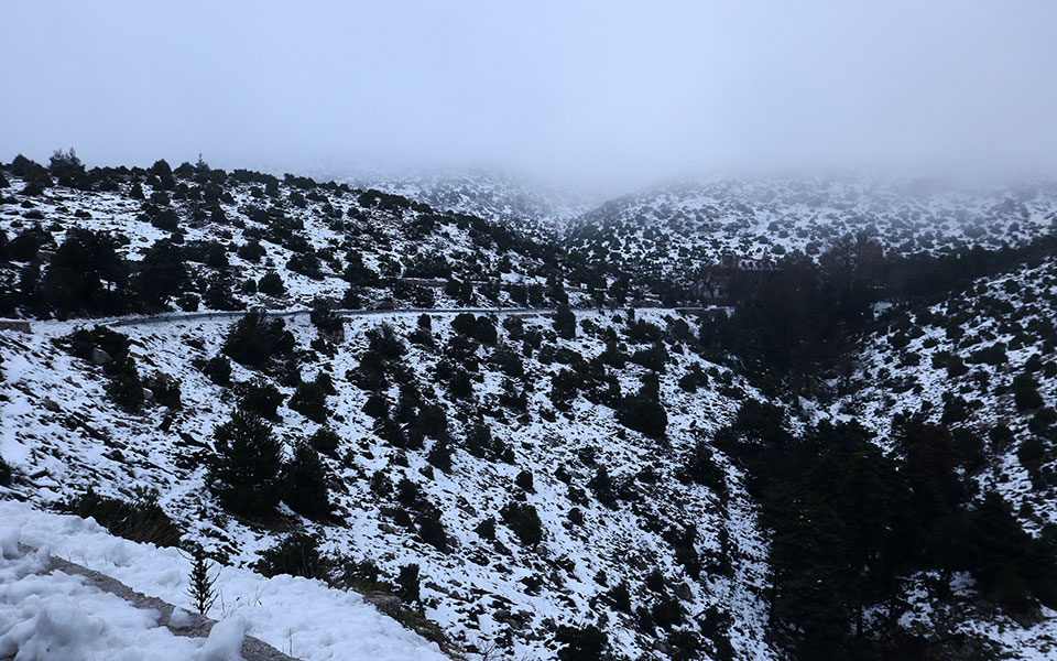 καιρός-τοπικές-βροχές-χιόνια-και-κρύο-561771430