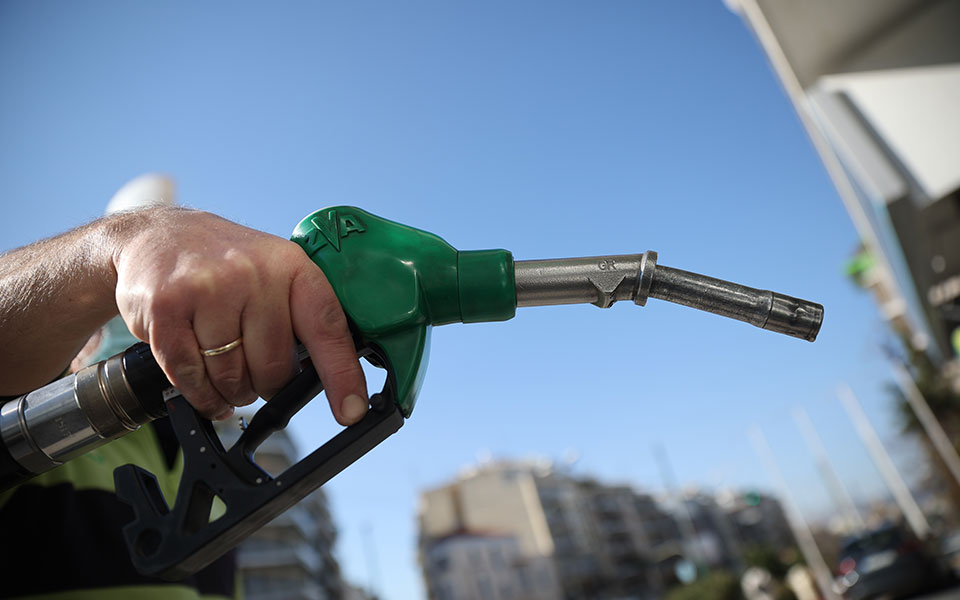 πρόεδρος-πρατηριούχων-στα-25-ευρώ-το-λί-561753916