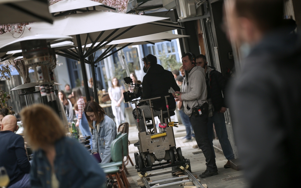 The Bricklayer: Σε κινηματογραφικό σκηνικό έχει μετατραπεί το κέντρο της Θεσσαλονίκης (εικόνες)-3