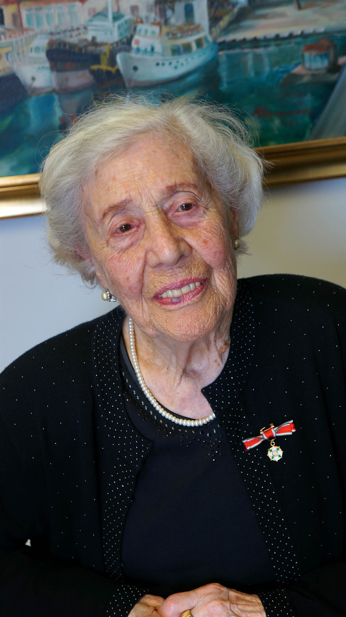 Ο Αλμπέρτο περιμένει το ποδήλατό του-4