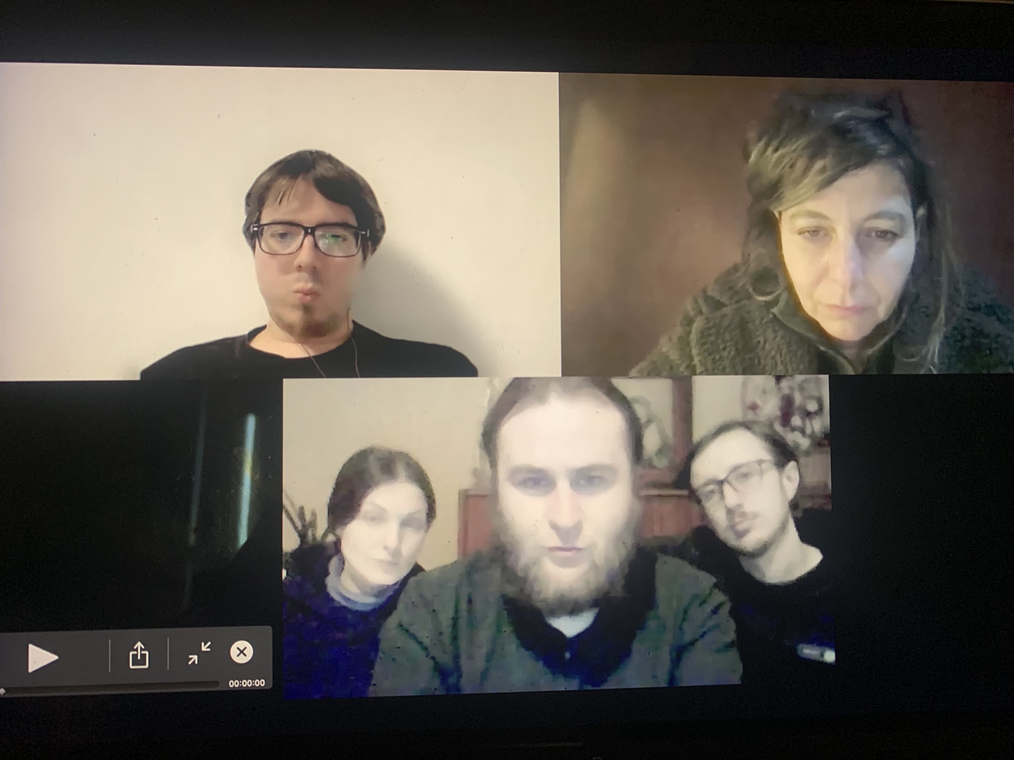 Πρόβα σε εμπόλεμη ζώνη-1