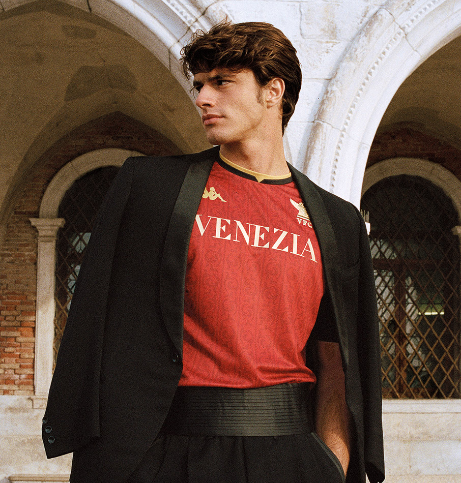 Από την Venezia στην Καλλιθέα: Ο Ελληνοαμερικανός που θέλει να κάνει το ποδόσφαιρο μόδα-3