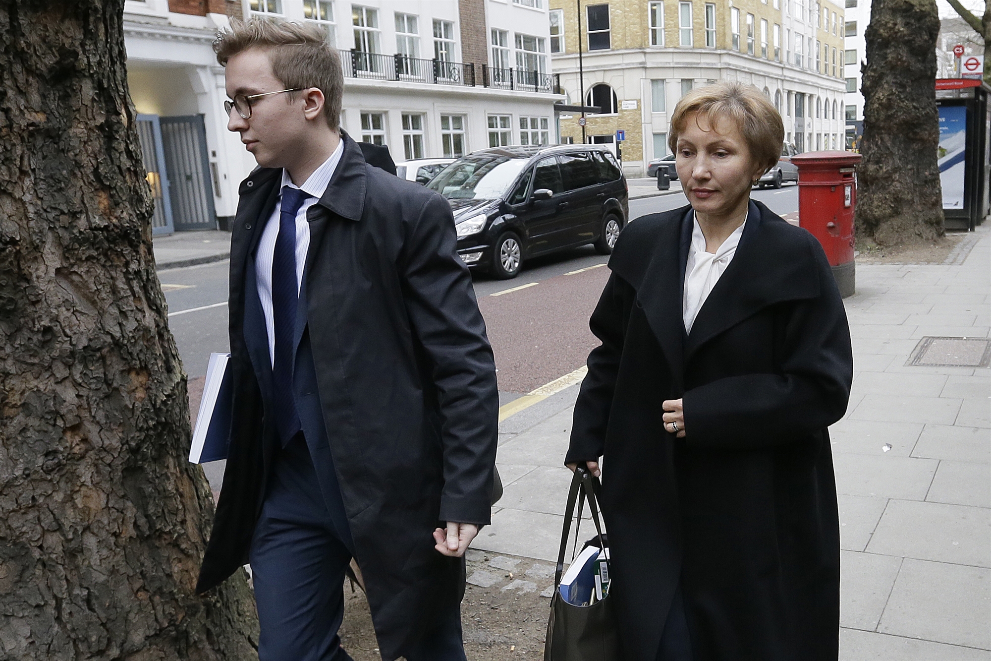 «Κρατάω ζωντανή τη φωνή του Σάσα»: Η χήρα του δηλητηριασμένου Ρώσου πράκτορα Αλεξάντερ Λιτβινένκο μιλάει στην «Κ»-2