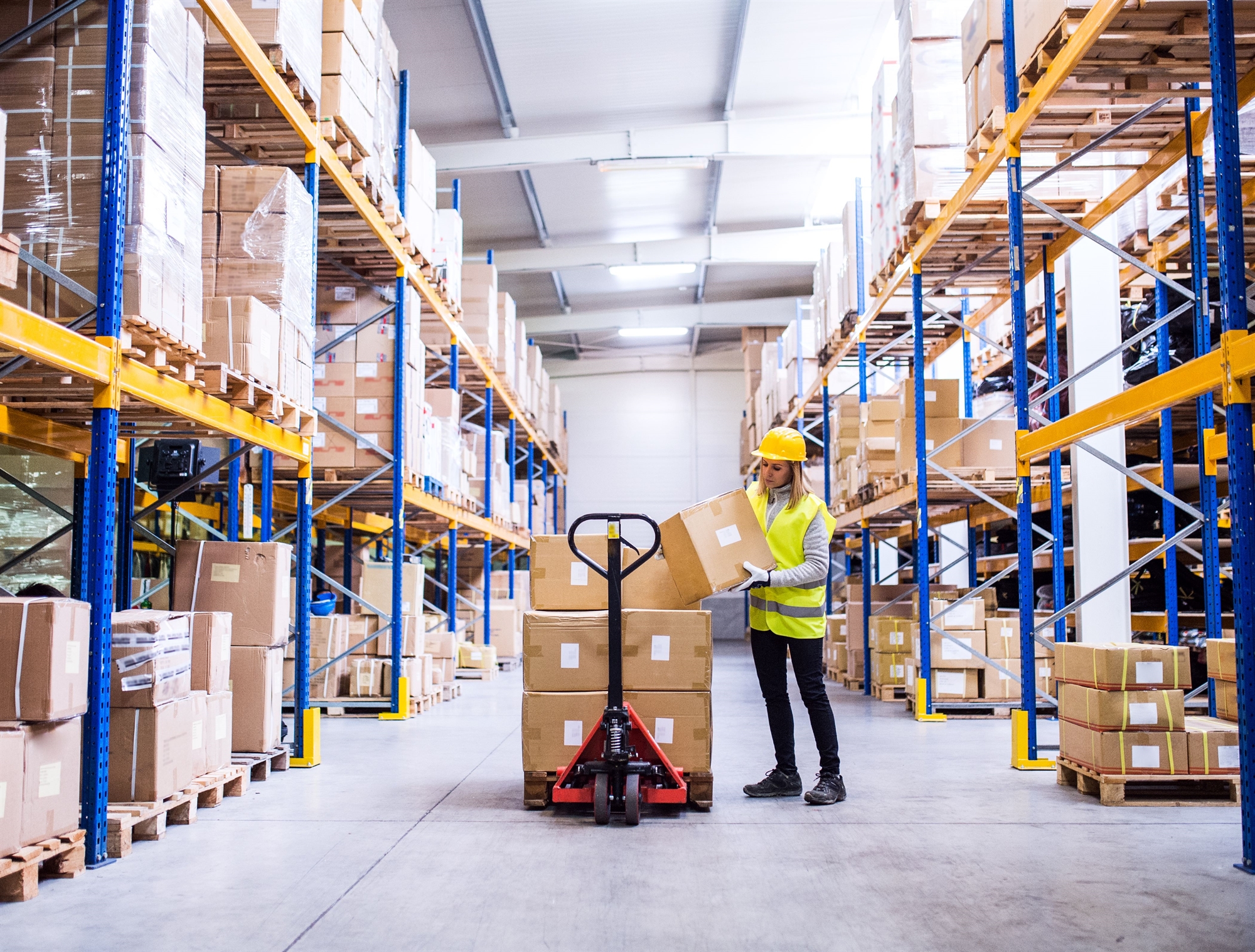 φρενίτιδα-για-νέες-υποδομές-logistics-έως-τα-τ-561759430