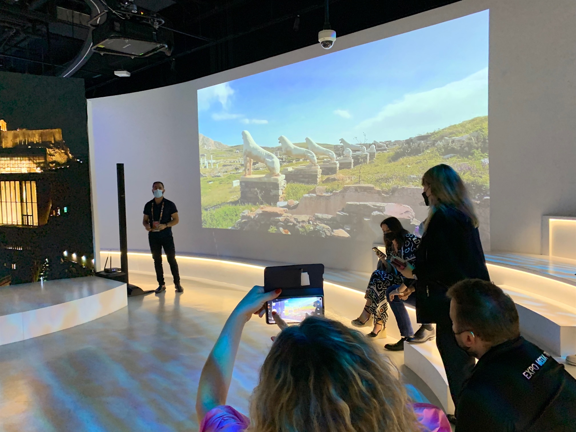 Με το φως της Δήλου στο Ντουμπάι-1