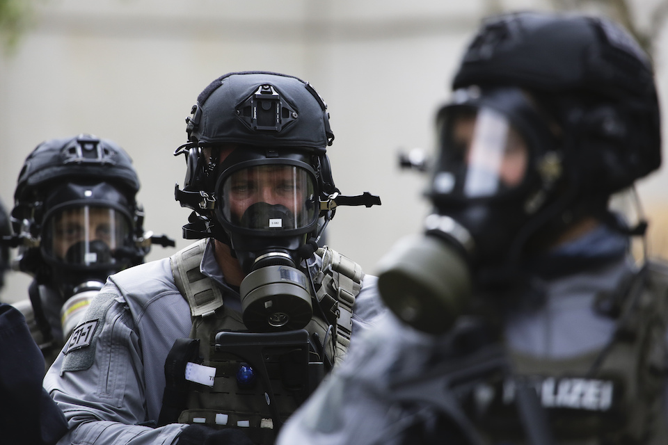 η-δύση-φοβάται-ρωσική-επίθεση-με-χημικ-561756298