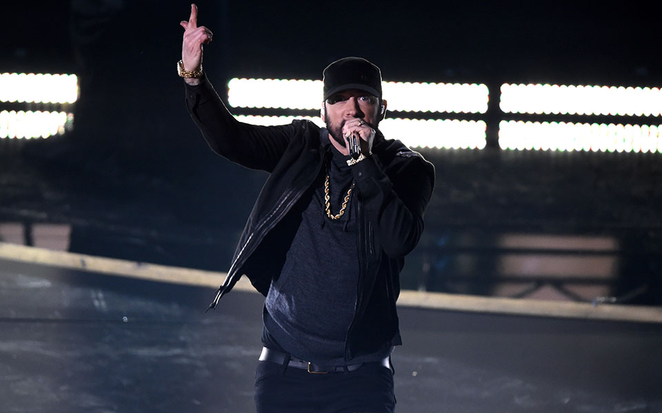 έμινεμ-έγινε-ο-καλλιτέχνης-με-τους-περ-561754303