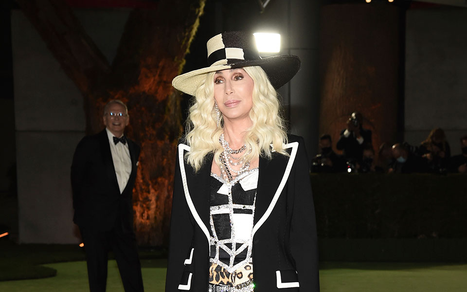 η-σερ-προσκαλεί-ουκρανούς-πρόσφυγες-ν-561783442