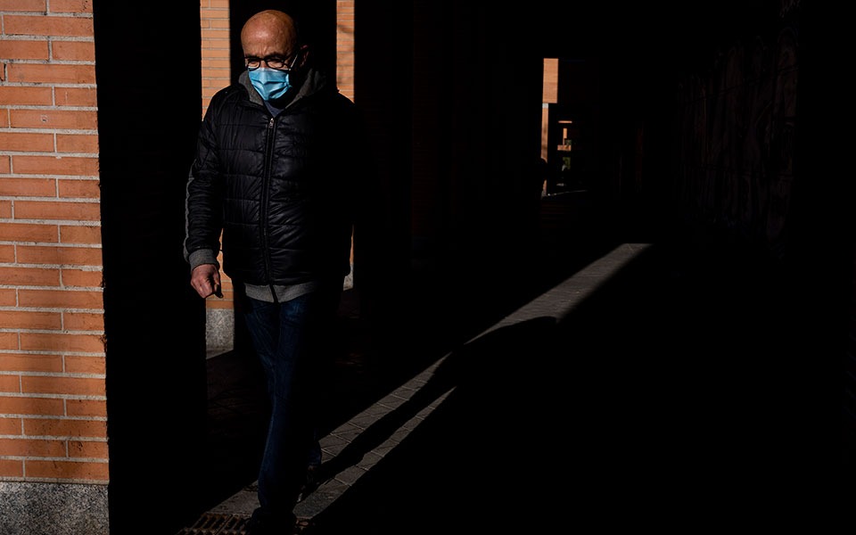 κορωνοϊός-τέλος-στις-μάσκες-σε-εξωτερ-561749875