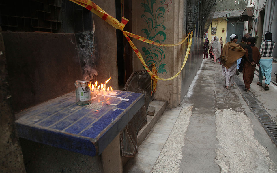 πακιστάν-58-νεκροί-από-την-επίθεση-του-isis-561749917