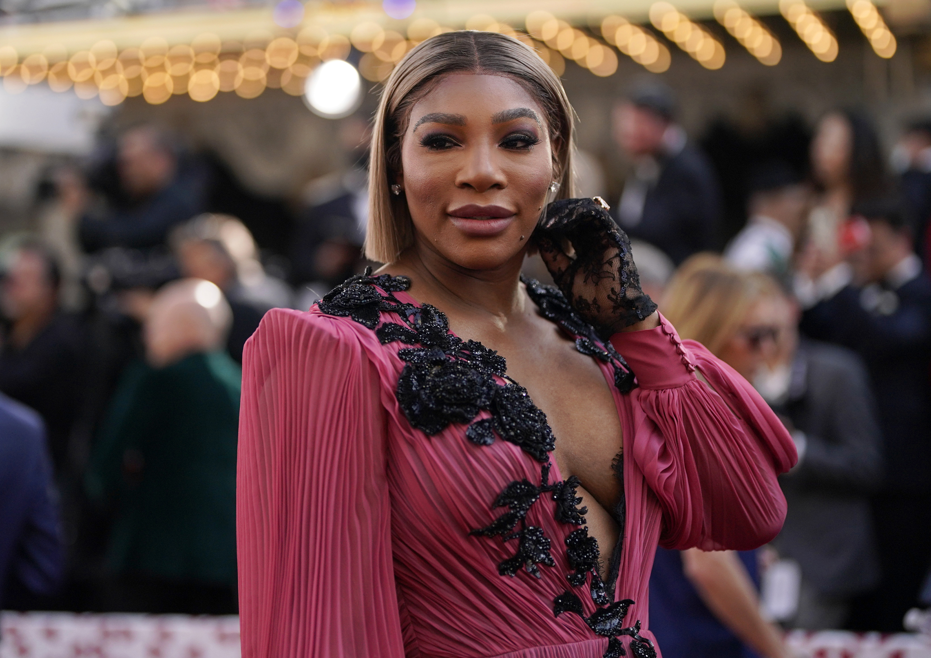 Όσκαρ 2022: Το κόκκινο χαλί επέστρεψε – Οι εμφανίσεις που ξεχώρισαν-9