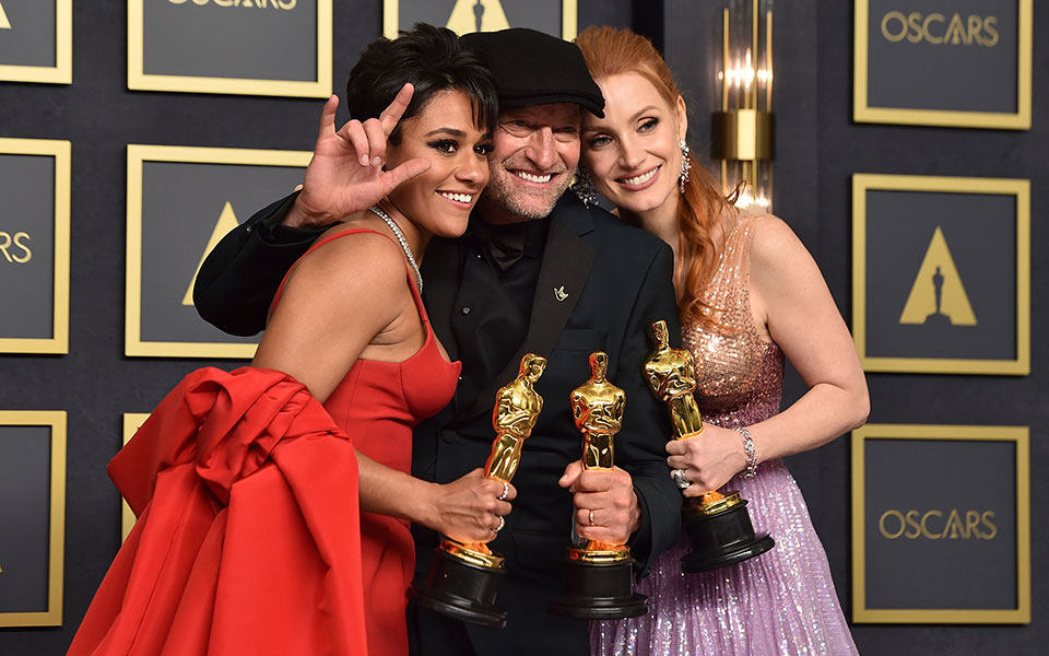 όσκαρ-2022-οι-εκπλήξεις-και-οι-ηχηρές-απου-561781960