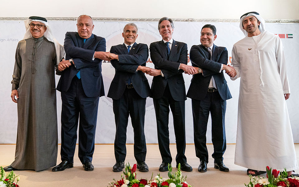 ιστορική-συνάντηση-αραβοϊσραηλινό-μ-561783241