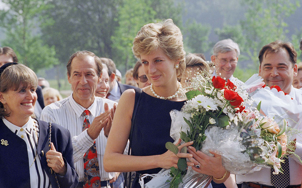 πριγκίπισσα-νταϊάνα-ο-θάνατος-και-οι-θ-561777631