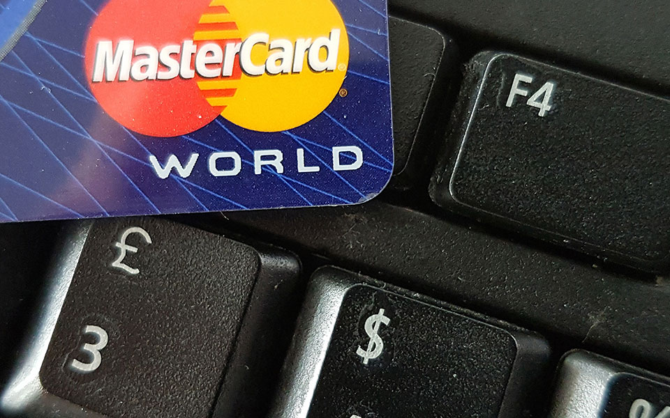 πόλεμος-στην-ουκρανία-η-mastercard-απέκλεισε-α-561742438