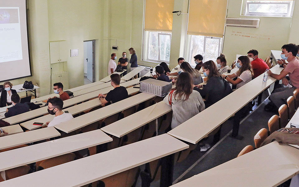 κύμα-εξωστρέφειας-στα-αει-πρόταση-για-2-561773887