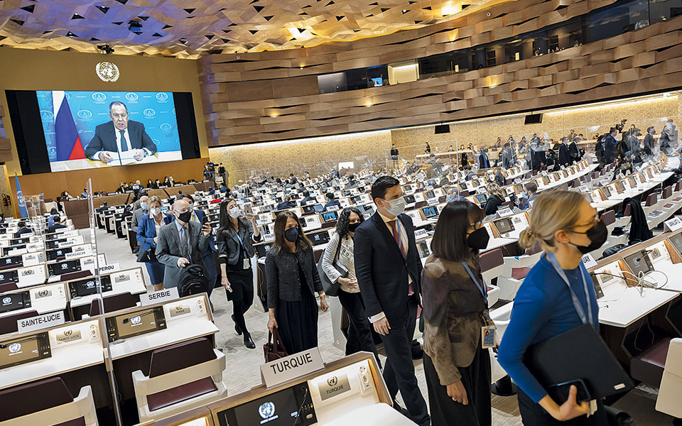 ρωσοφοβική-φρενίτιδα-από-τις-δυτικές-561744127