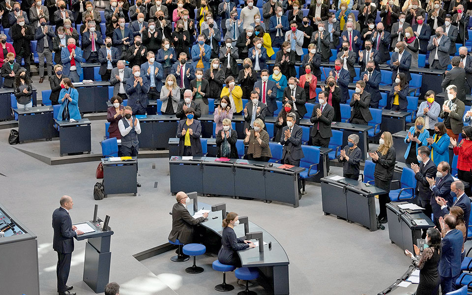 άρθρο-πέτερ-σουφ-στην-κ-νέα-εποχή-στη-561746095