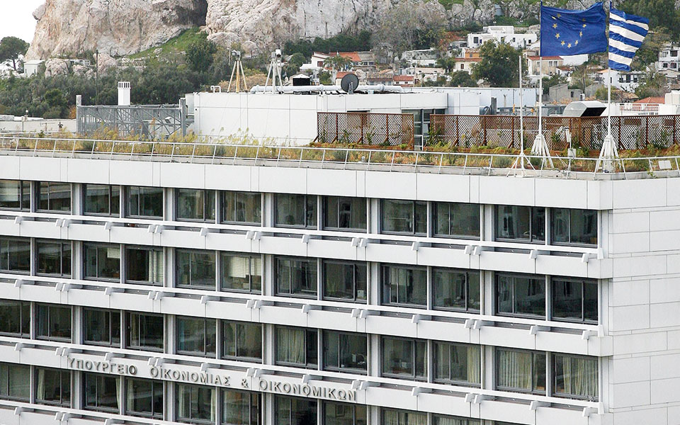 επιστρεπτέα-προκαταβολή-στο-τραπέζι-561754057