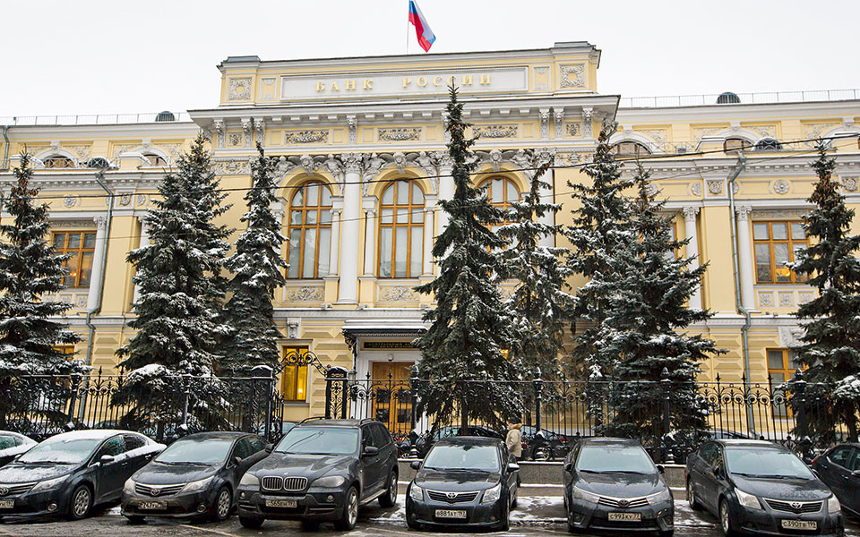 εξάμηνη-απαγόρευση-αγοράς-συναλλάγμ-561755530