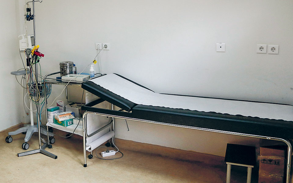 μόνο-με-παραπεμπτικό-σε-νοσοκομείο-απ-561762904