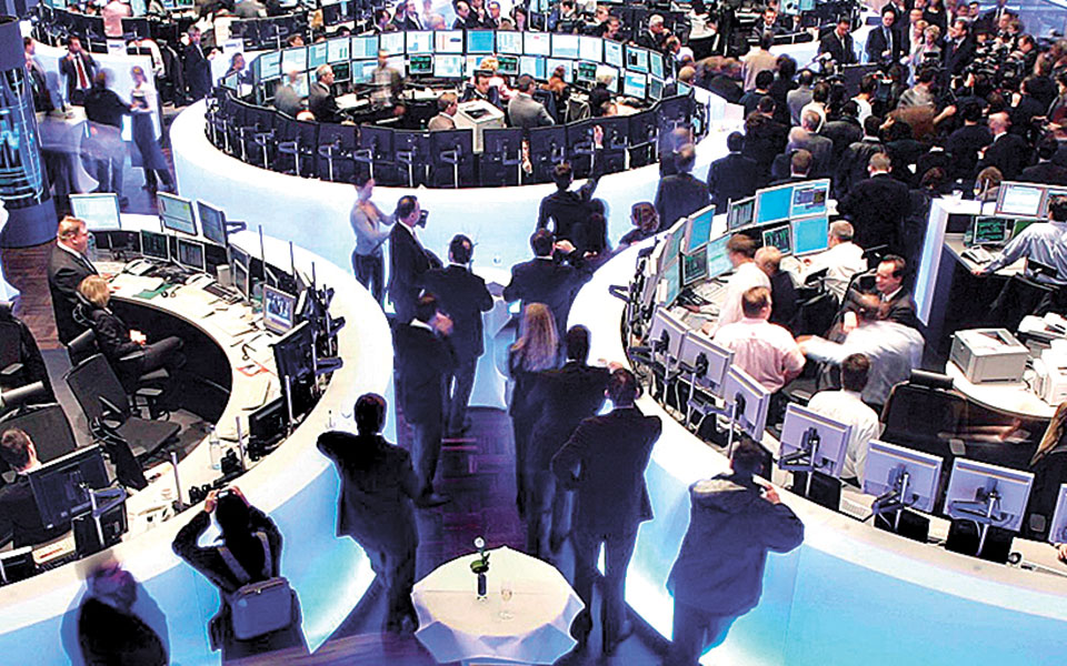 στη-σκιά-της-αύξησης-των-επιτοκίων-στι-561768016