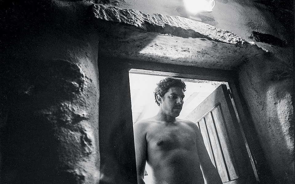 μια-άλλη-τήνος-διά-χειρός-λάνθιμου-561774076