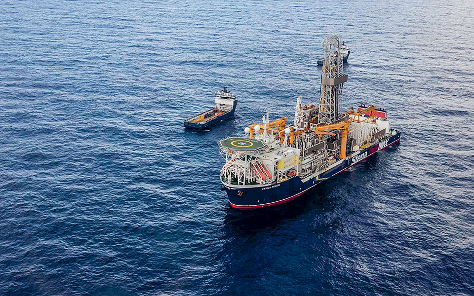 το-δύσκολο-παζλ-των-αγωγών-561773971