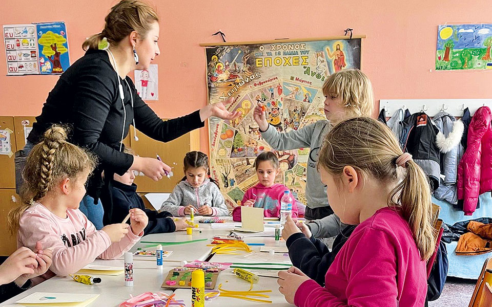 τα-παιδιά-του-πολέμου-στην-πλατεία-αττ-561775738