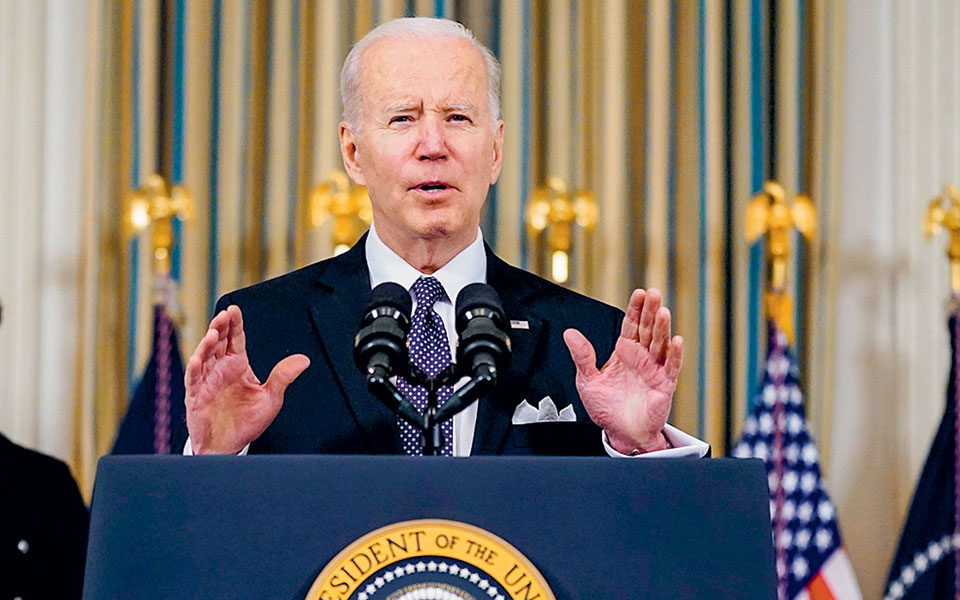 ελάχιστο-φόρο-20-στους-πλούσιους-βάζει-ο-561783211