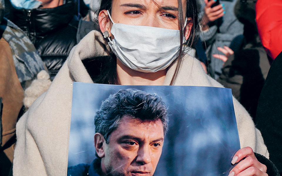 ρωσία-ο-πράκτορας-που-ήταν-σκιά-του-νεμ-561783268