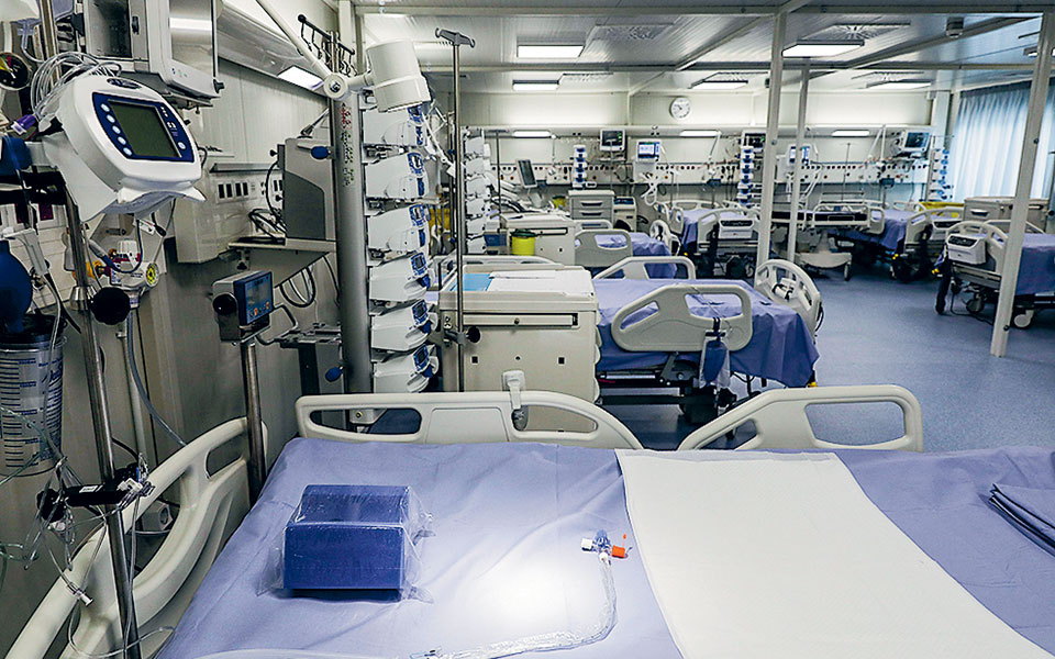 κορωνοϊός-η-αποκλιμάκωση-των-μέτρων-561783133