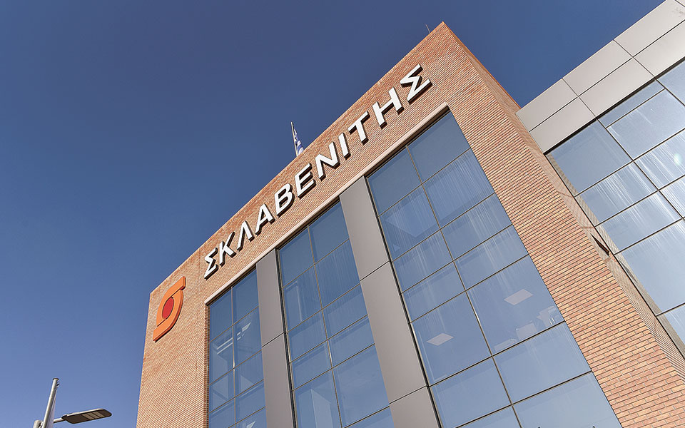 σκλαβενίτης-στην-κάτω-κηφισιά-το-νέ-561785203