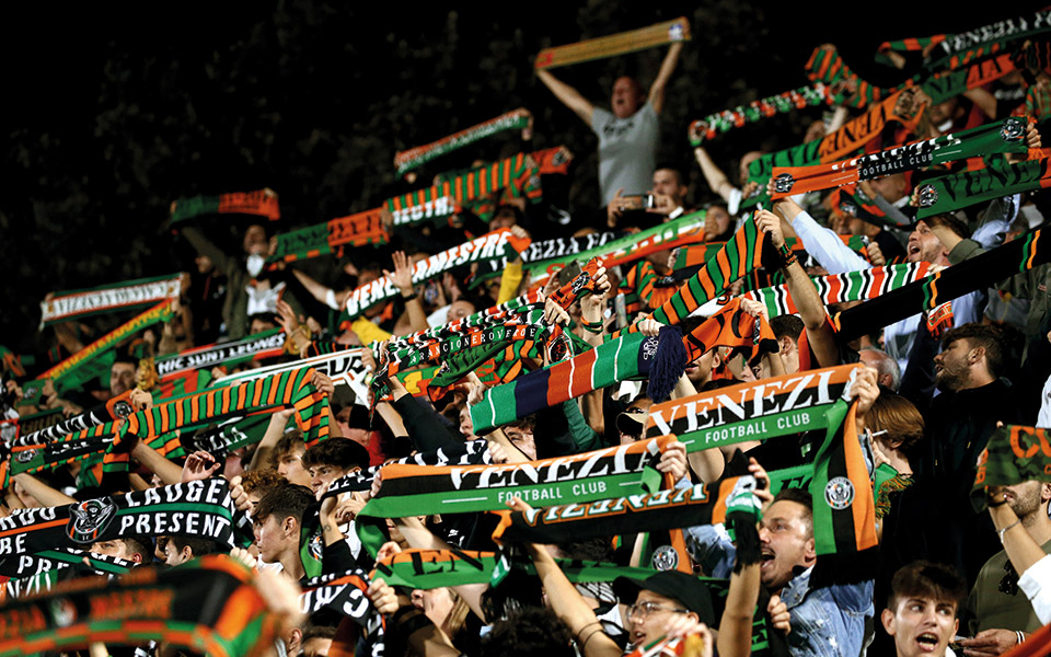 από-την-venezia-στην-καλλιθέα-ο-ελληνοαμερικ-561743071