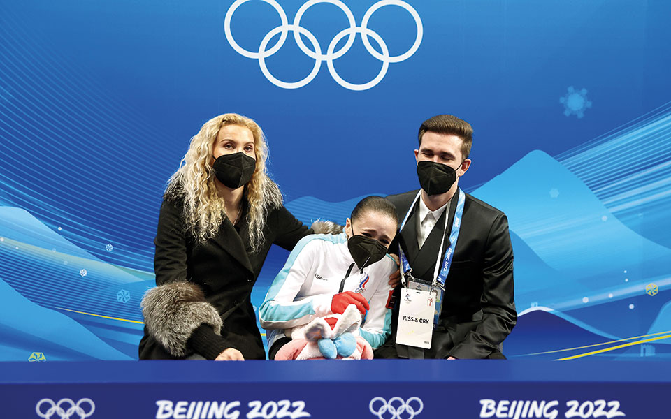 Δράματα στον πάγο: Γιατί η Καμίλα Βαλίεβα είναι το μόνο που θυμόμαστε από τους Χειμερινούς Ολυμπιακούς του Πεκίνου-4