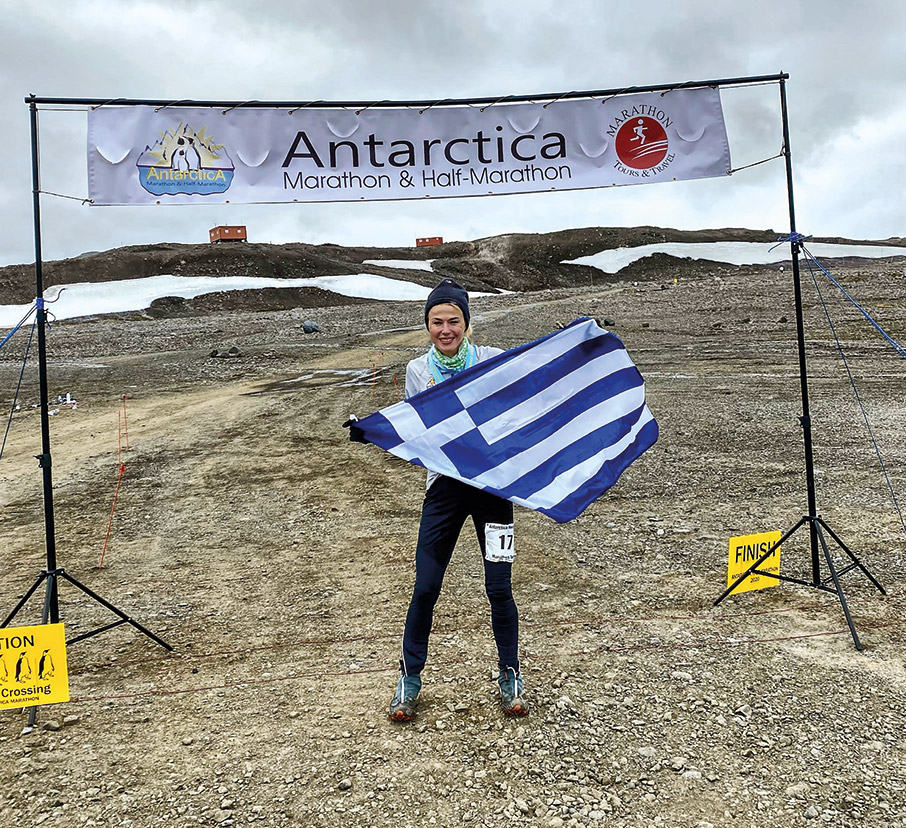 Ιστορίες γυναικών: 12 γυναίκες περιγράφουν τι σημαίνει να είσαι γυναίκα στην Ελλάδα σήμερα-1