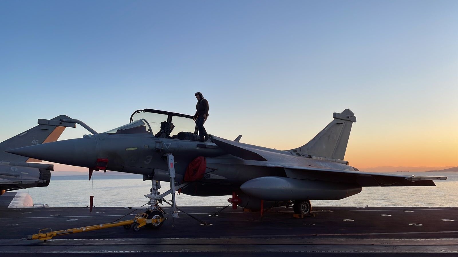 Η «Κ» στο αεροπλανοφόρο Σαρλ ντε Γκωλ (βίντεο, φωτογραφίες)-4