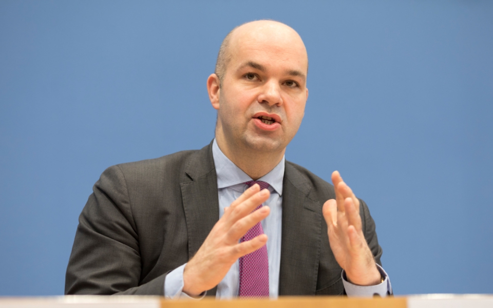 μαρσέλ-φράτσερ-στην-κ-η-γερμανία-θα-χ-561754552