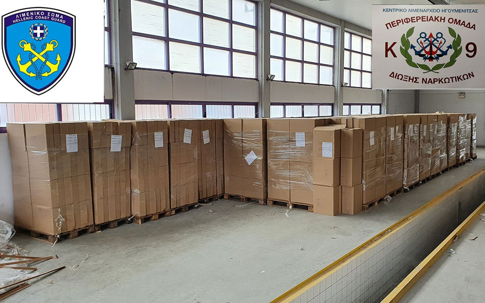 ηγουμενίτσα-κατασχέθηκαν-7-εκατ-λαθρα-561750460