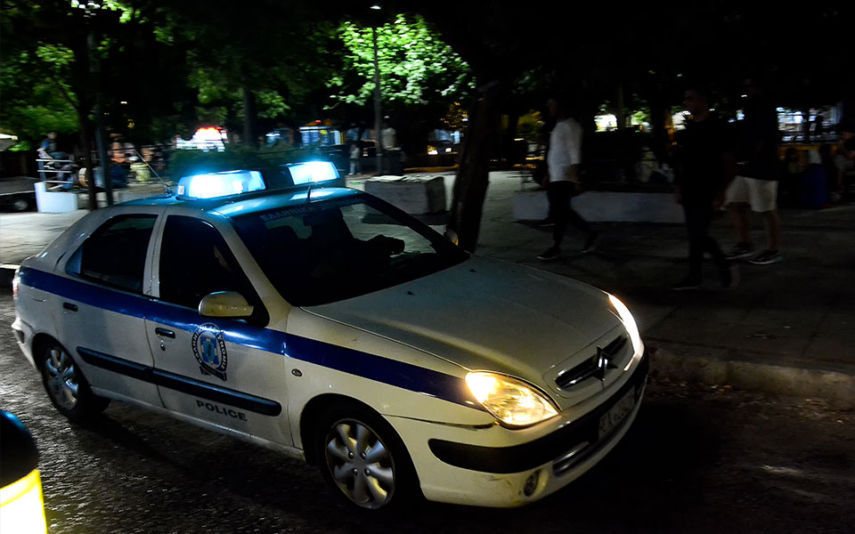 αλεξανδρούπολη-χειροπέδες-σε-πέντε-ά-561749779