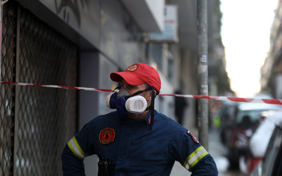 θεσσαλονίκη-φωτιά-σε-αυτοκίνητο-στην-561767047