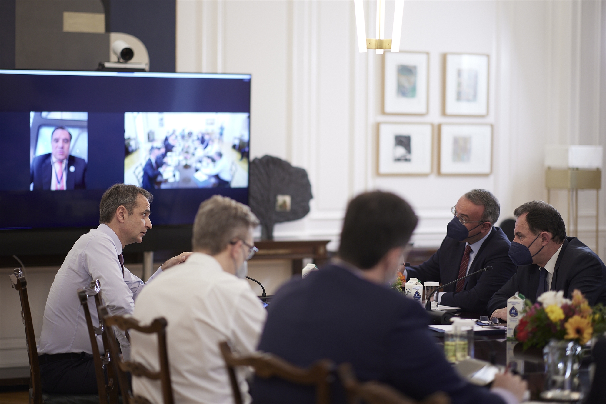 κυβέρνηση-ομαλή-ροή-προϊόντων-και-επά-561782542