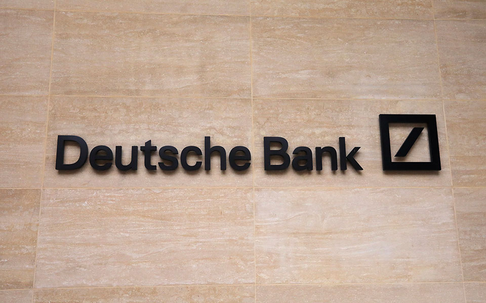 πόλεμος-στην-ουκρανία-h-deutsche-bank-αποσύρεται-561760306