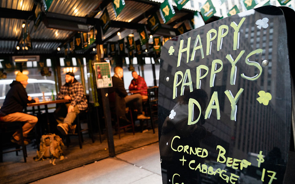 St. Patrick’s Day: Ποιος ήταν ο Άγιος Πατρίκιος και πώς γιορτάζουν σήμερα οι Ιρλανδοί-4