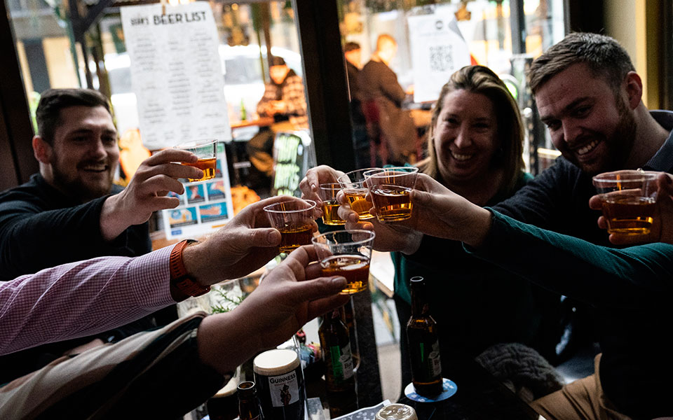 St. Patrick’s Day: Ποιος ήταν ο Άγιος Πατρίκιος και πώς γιορτάζουν σήμερα οι Ιρλανδοί-3