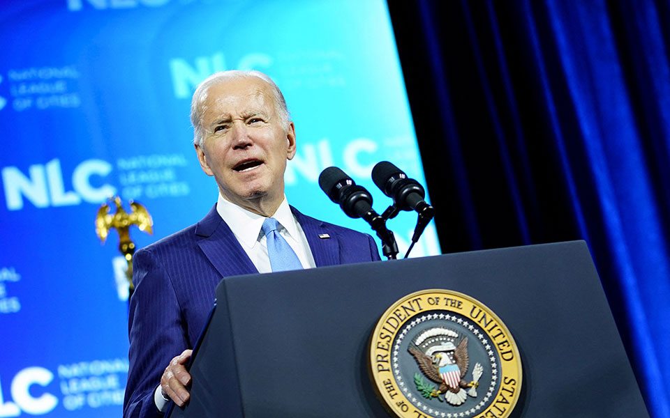 ο-μπάιντεν-στη-σύνοδο-κορυφής-της-εε-στ-561763567