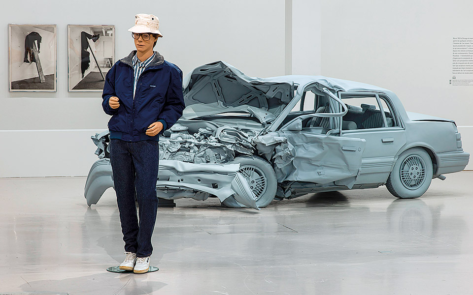 o-charles-ray-σε-pompidou-και-bourse-de-commerce-561776014